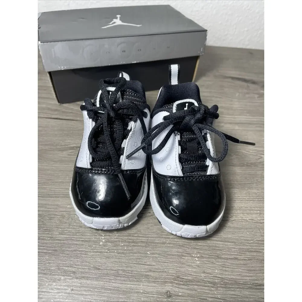 Nike Jordan CMFT Viz Air 13 TD Toddler White Black Sneaker 441376-101 4C